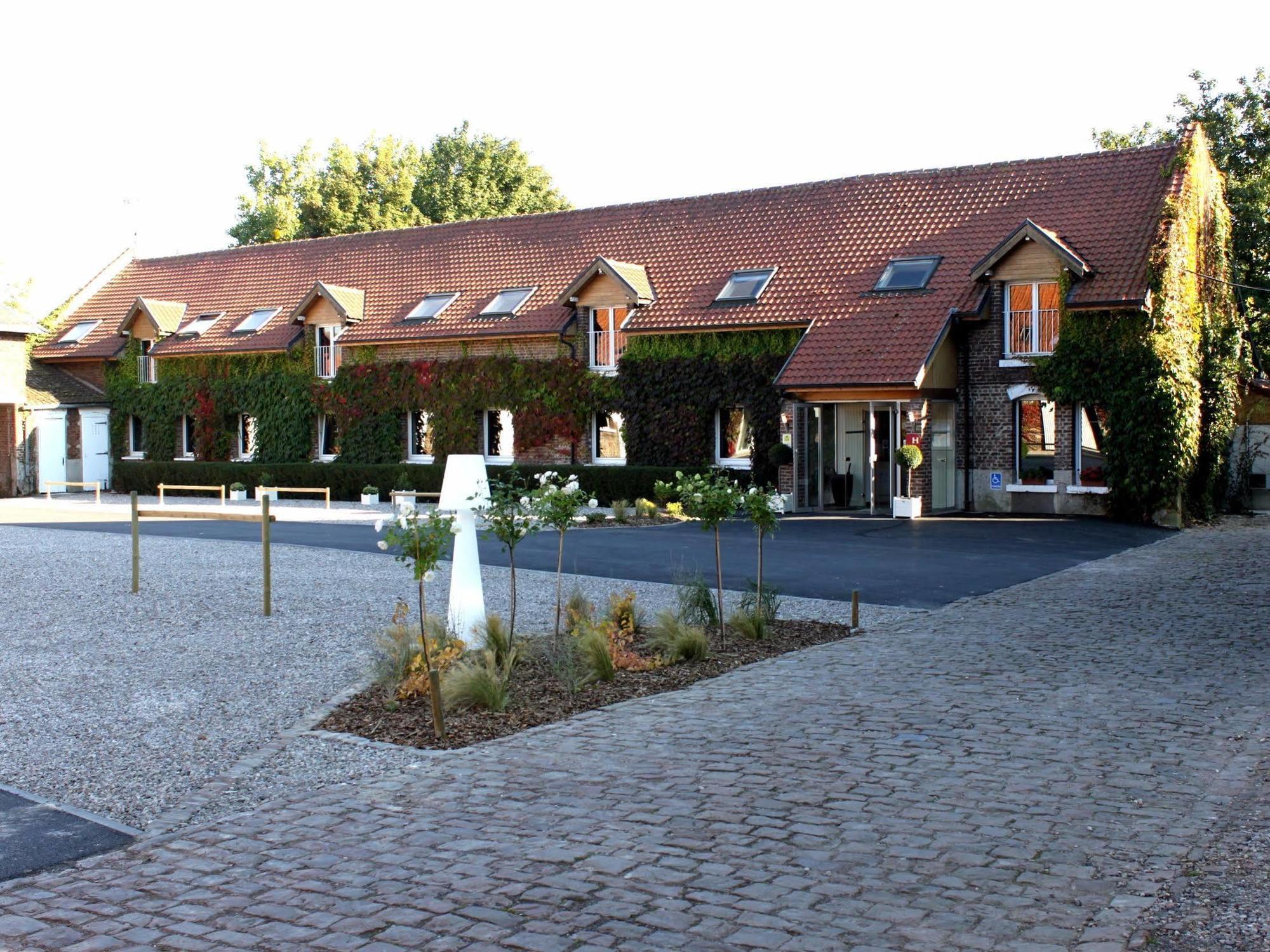 Logis Hotel & Restaurant - Le Manoir De Gavrelle Exterior photo
