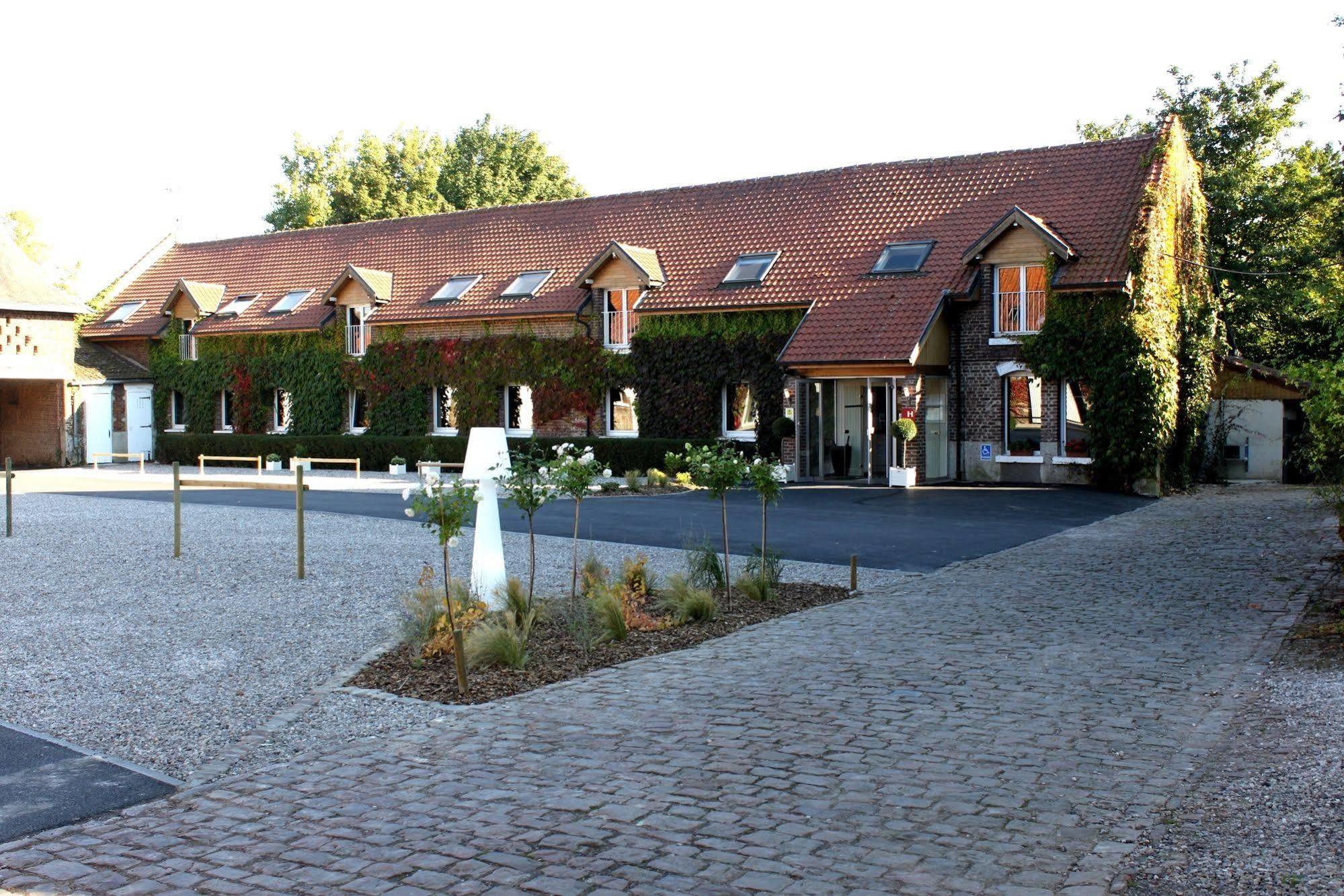 Logis Hotel & Restaurant - Le Manoir De Gavrelle Exterior photo